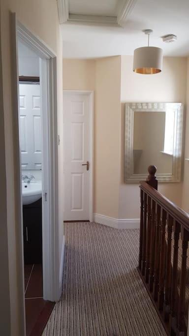 3 Bedroom 3 Bathroom House, Dublin Лукан Екстер'єр фото